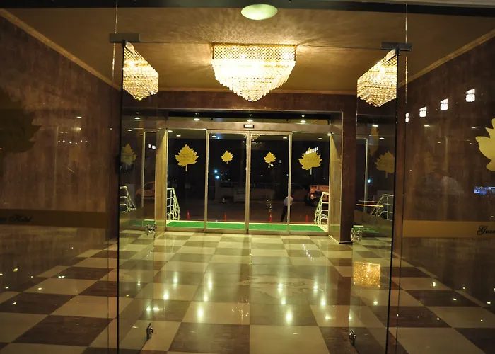 호텔 Grand Cinar 4*