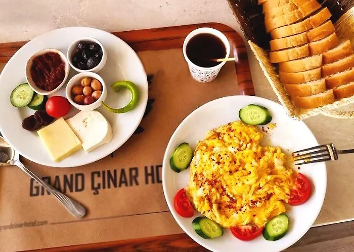 Grand Cinar קוטהיה