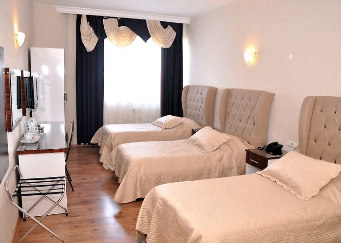 Grand Cinar קוטהיה