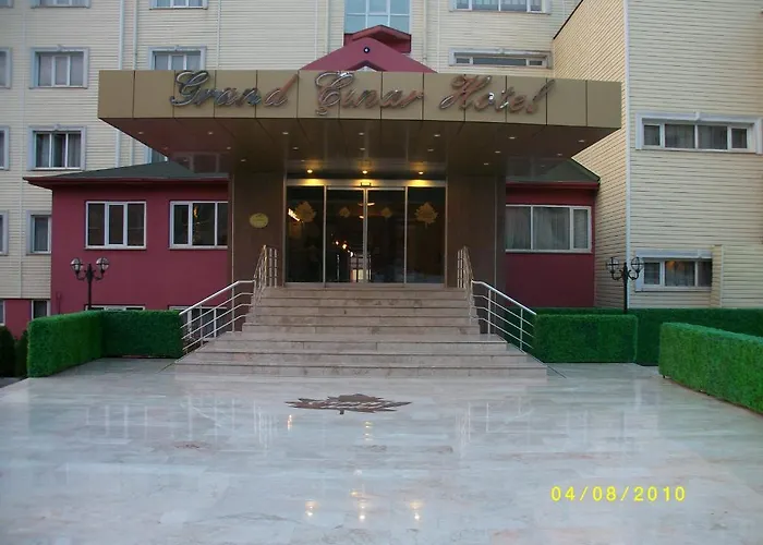 Grand Cinar מלון